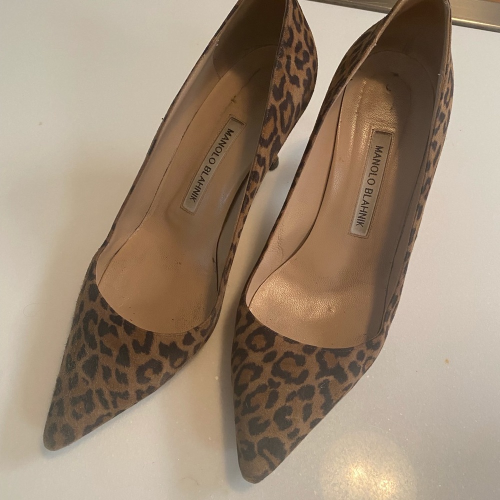 Manolo Blahnik Leopardino Pump 38.5